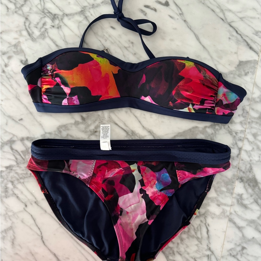 Athleta bikini set bottoms M/ top S